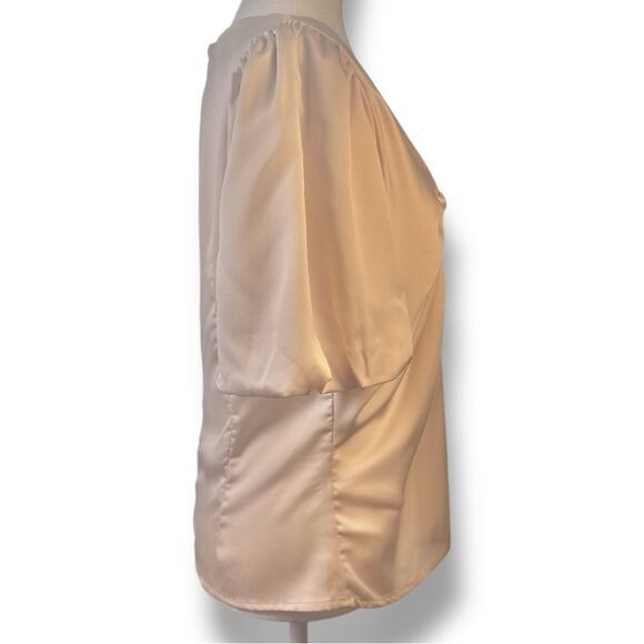 ASTR The Label Cream Satin Puff Sleeve Blouse Sz L - Picture 4 of 11